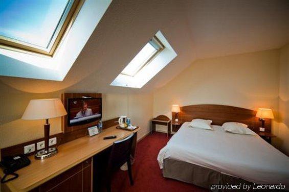 Hotel ibis Styles Clermont-Ferrand Aéroport Habitación foto